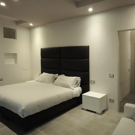 The Flat 233 Tavarnuzze